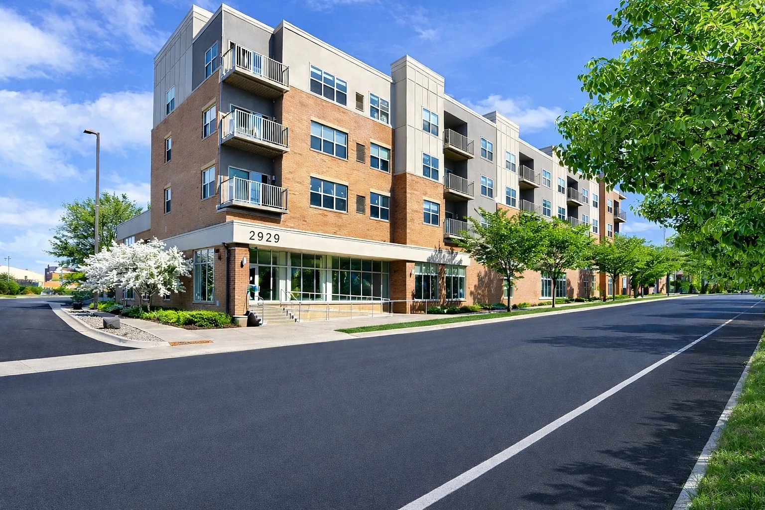 2 bed, 1098 sqft, $2,200 — Photo 1