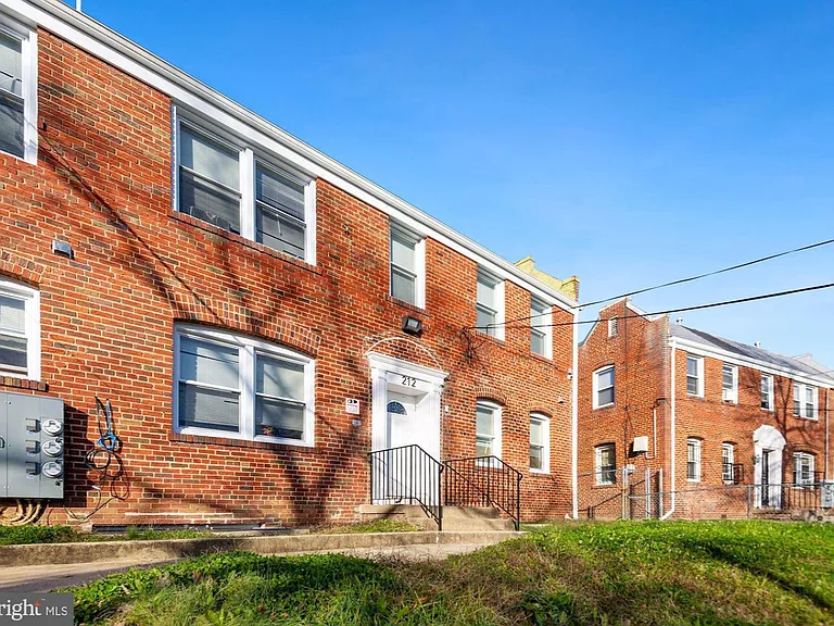 212 Orange St SE #2 — Photo 11