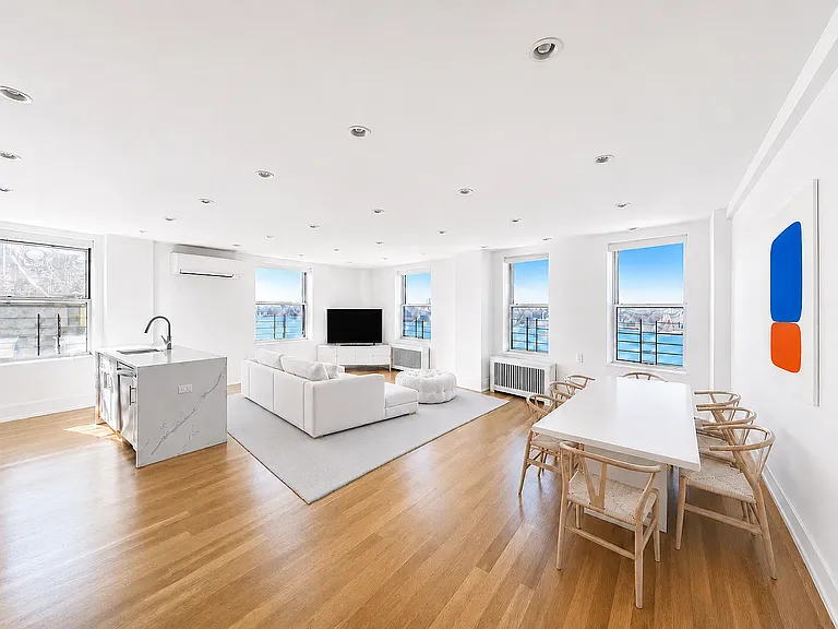 290 Riverside Dr #15V — Photo 3