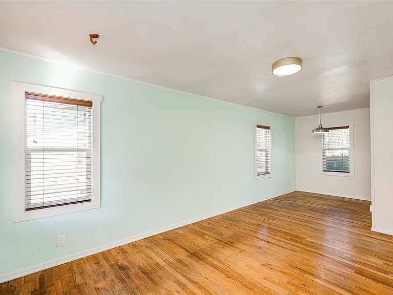 4804 Tanney St — Photo 5