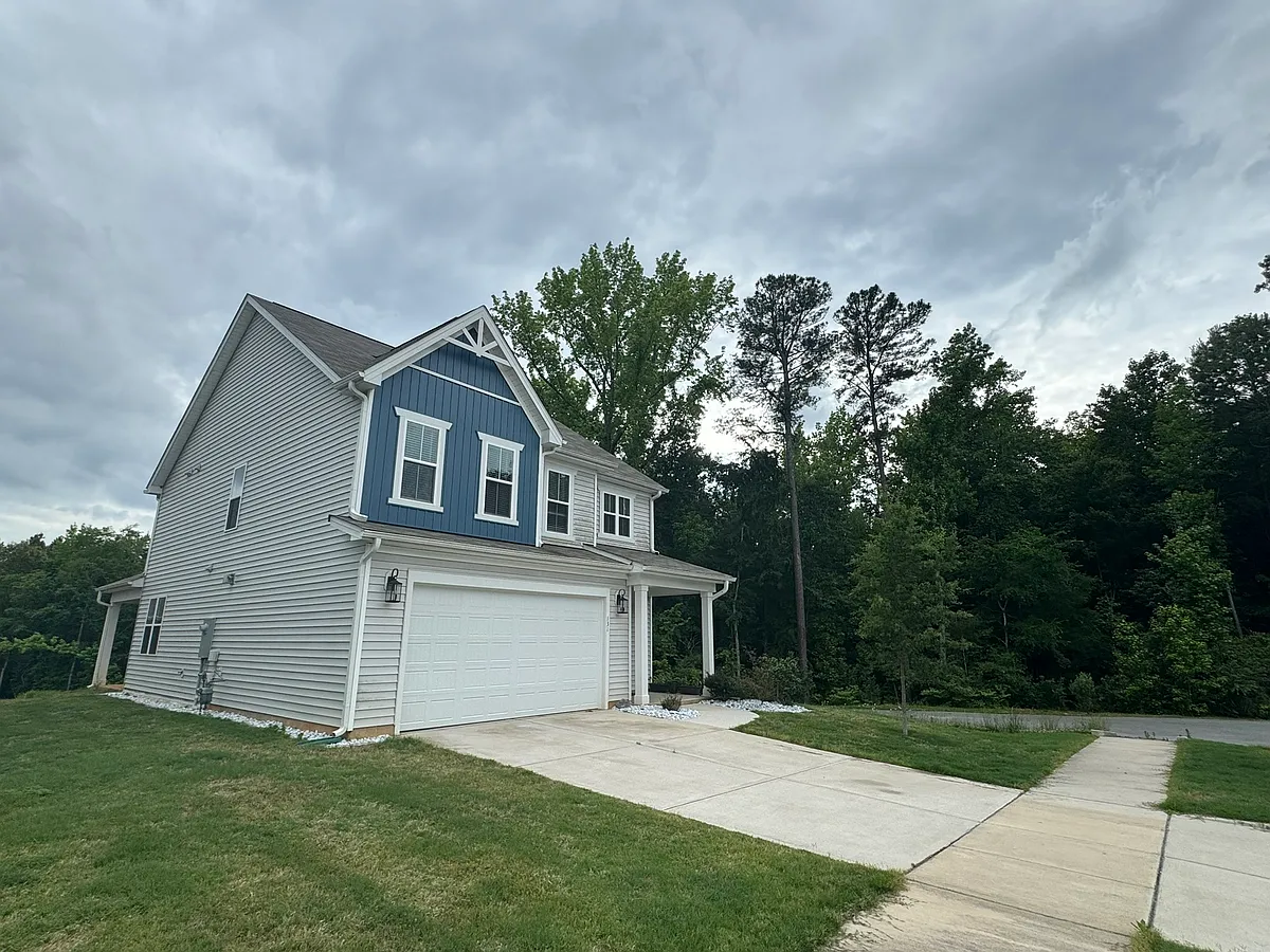 Building Photo - 131 Alta Crest Ln