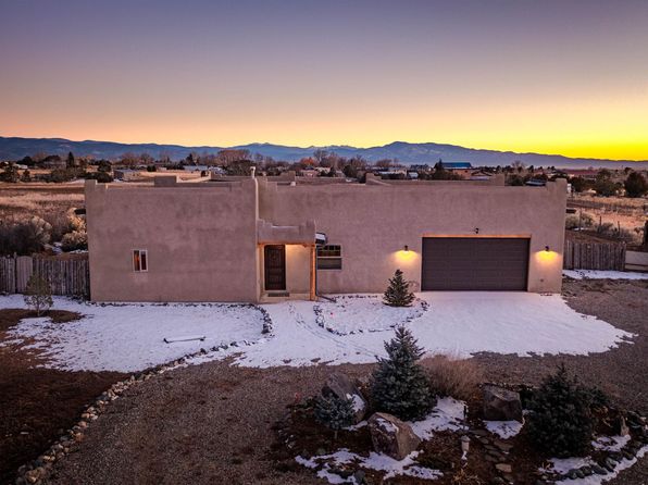25A Sunset Rd, Arroyo Seco, NM 87514
