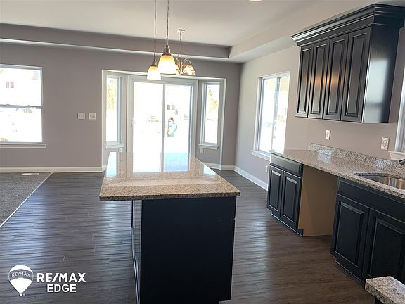 4th image of 8212 Hidden Cove Ct