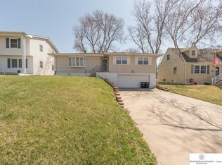 3737 S 48th Ave, Omaha, NE 68106