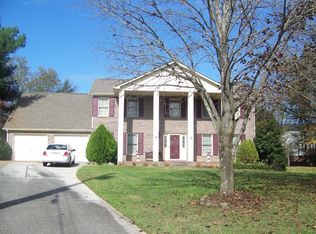 120 Chancellors Ln, Knoxville, TN 37934