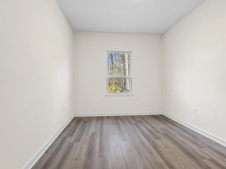 20953 Oregon St — Photo 10