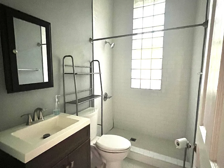 4227 Hamilton Ave #1 — Photo 5