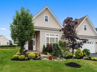 121 Kings Mill Rd, Monroe Township, NJ 08831