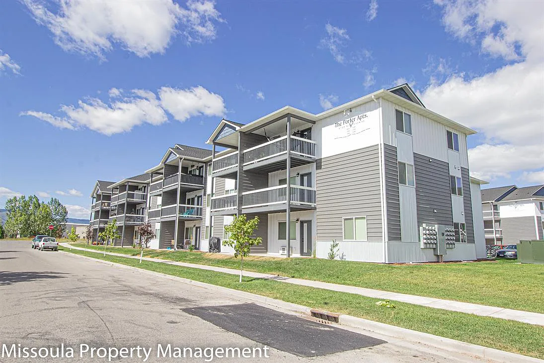 Porter Apts — Photo 1