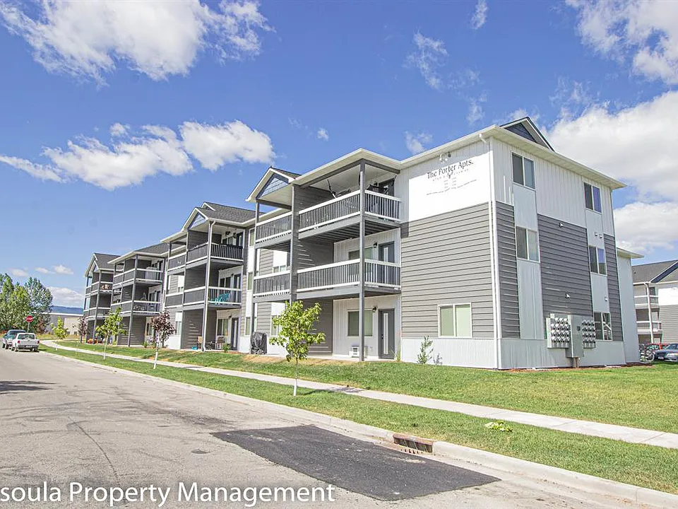 Porter Apts