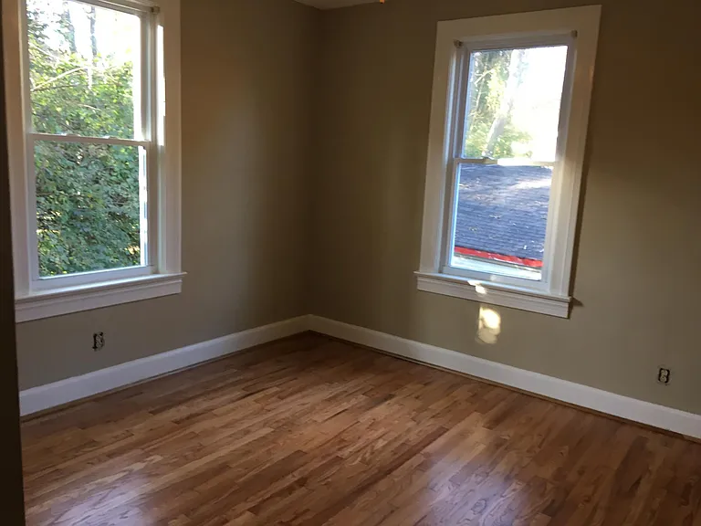 1011 Estes Rd — Photo 8