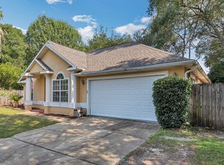 2803 Wilson Ln, Crestview, FL 32539