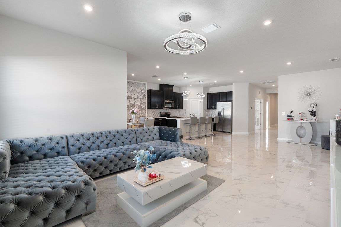 next background image