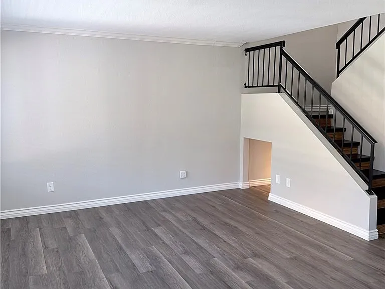 722 Nectarine Ct #0 — Photo 8