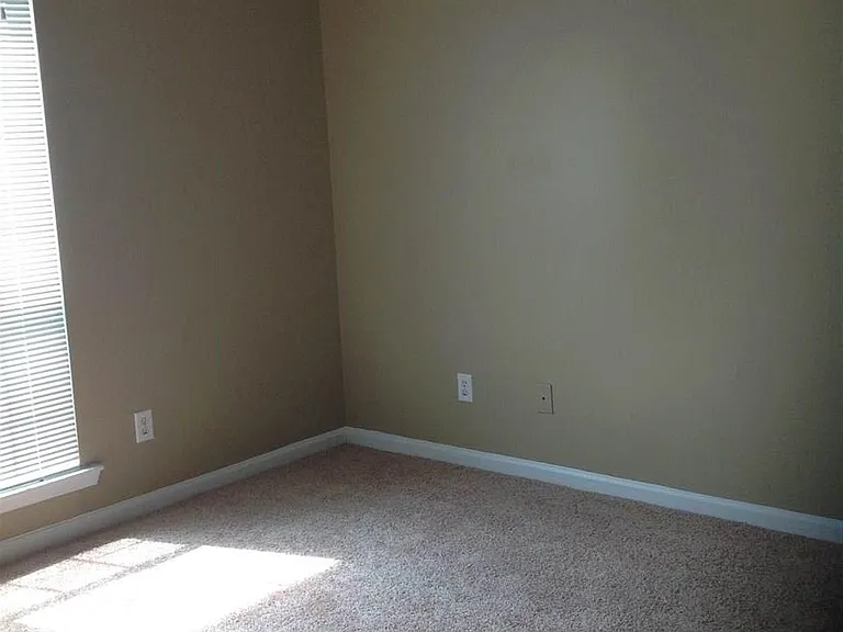 200 Willow Point Cir — Photo 5