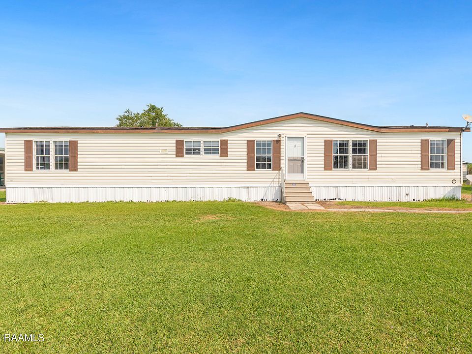 1st image of 4703 Autumn Ln