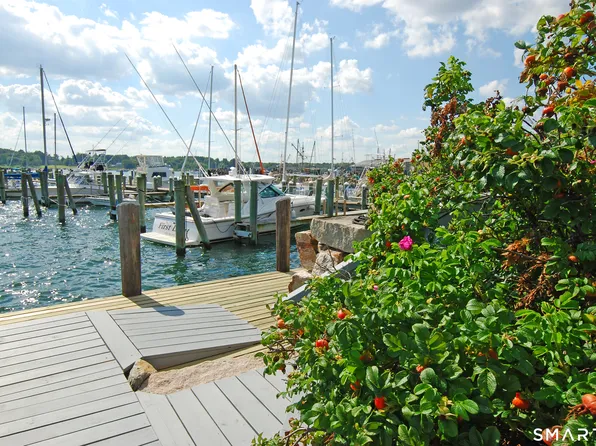 4 Northwest Street #B39, Stonington, CT 06378