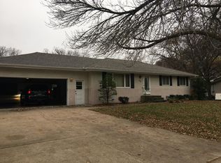 132 105th Ln NW, Coon Rapids, MN 55448