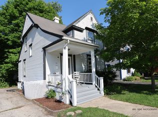 210 S 3rd St, Saint Charles, IL 60174