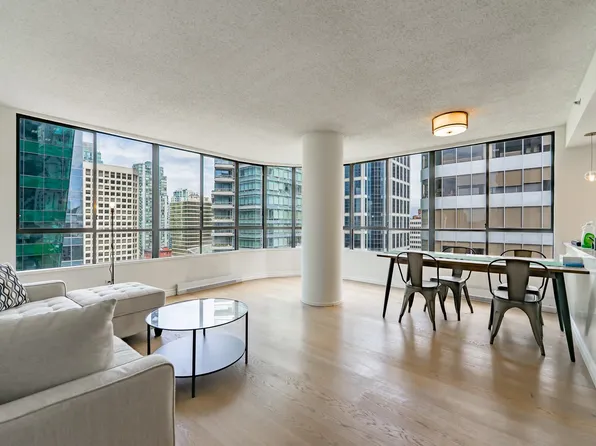 1060 Alberni St #1406, Vancouver, BC V6E 4K2