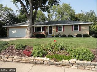 2900 W 102nd St, Bloomington, MN 55431