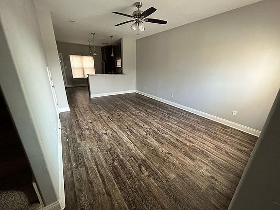 3rd image of 410 Cypress St #4
