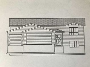 2340 Lensmire Ln, Waupaca, WI 54981