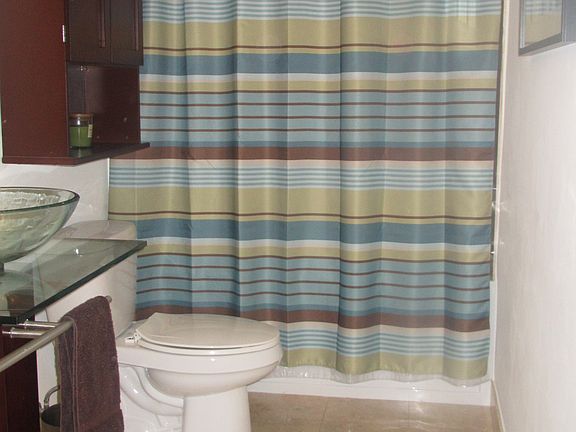 2nd bathroom