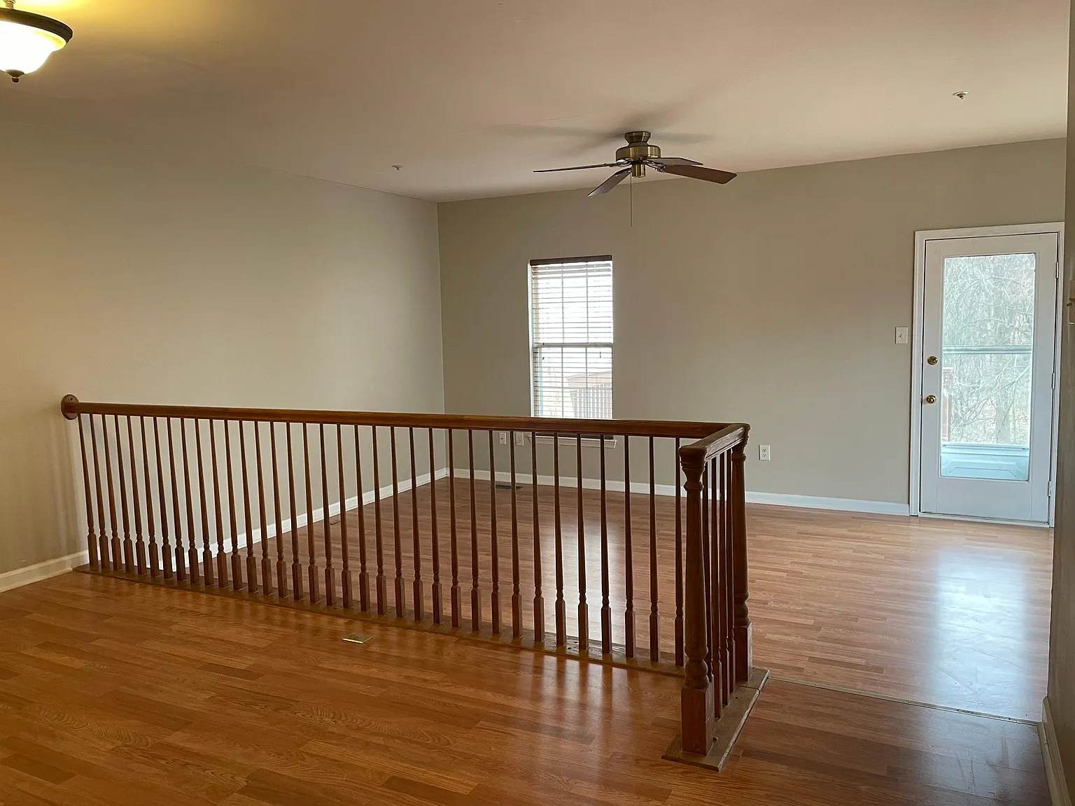 3 bed, 1920 sqft, $2,400 — Photo 2