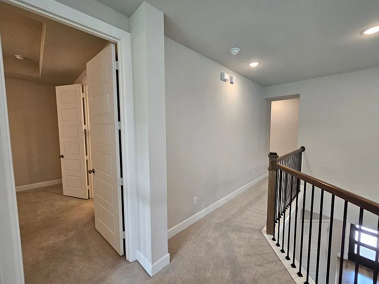 8045 Emerald Rock Dr — Photo 20