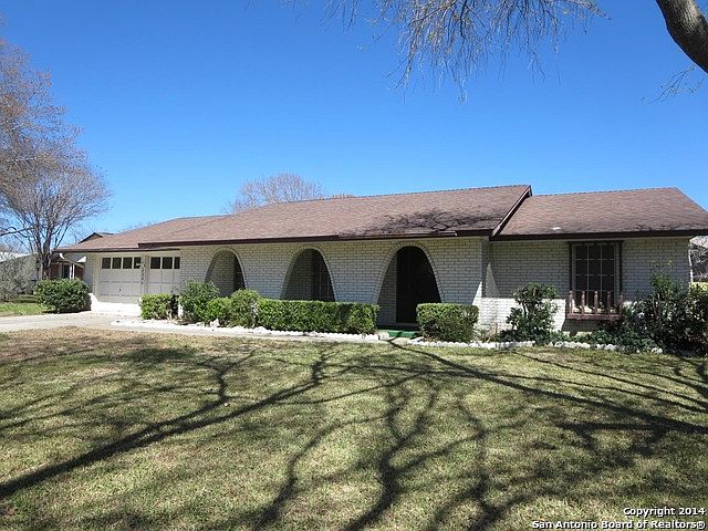 1st image of 111 Cordoba Cir