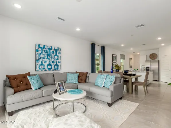 10098 N Cascalote Ln, Marana, AZ 85653