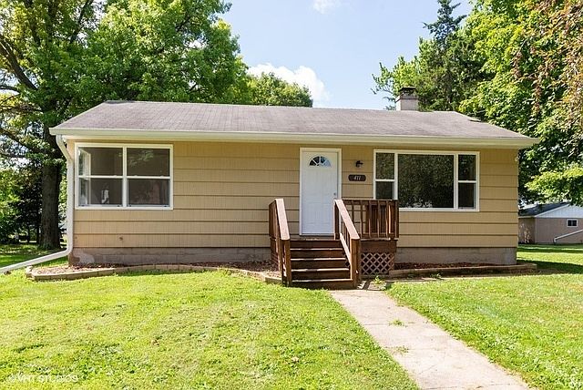 1st image of 411 W Navaho Ave
