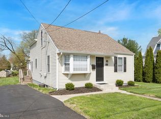 566 Bellevue Ave, Penndel, PA 19047