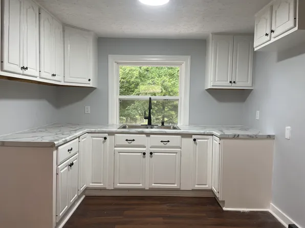 218 Nubbin Ridge Rd, Milton, KY 40045