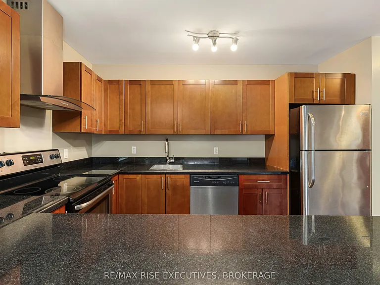 539 Armstrong Rd #516 — Photo 11