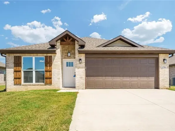 1716 Ferguson St, Pea Ridge, AR 72751