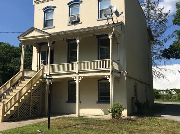 13 Benton Avenue, Middletown, NY 10940
