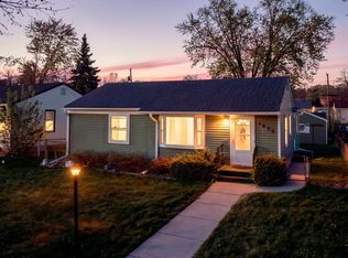 1675 Iowa Ave E, Saint Paul, MN 55106