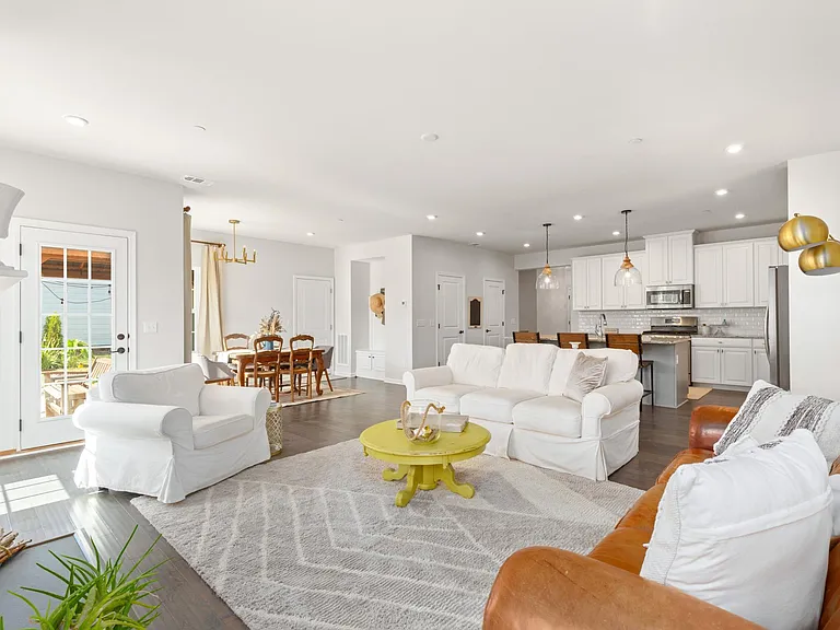 6014 Huntmere Ave — Photo 17