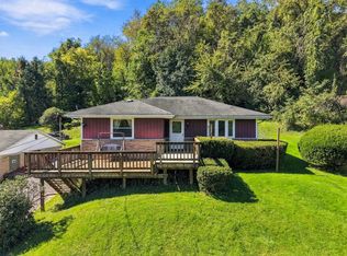 1318 Butler Rd, Springdale, PA 15144