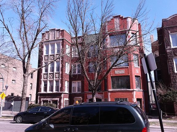 3rd image of 6745 S East End Ave