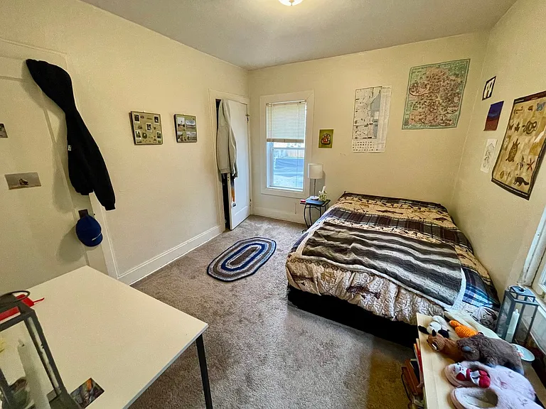 2114 E Woodstock Pl — Photo 9