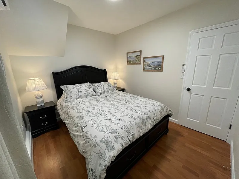 5 bed, $6,999 — Photo 2