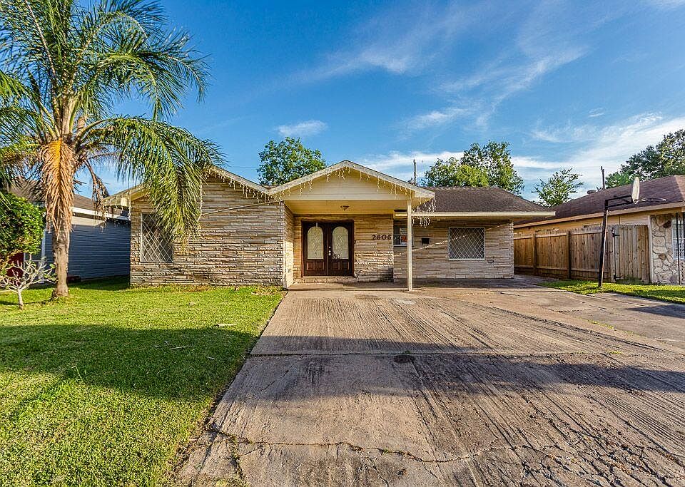 1st image of 2606 Rosemead Dr