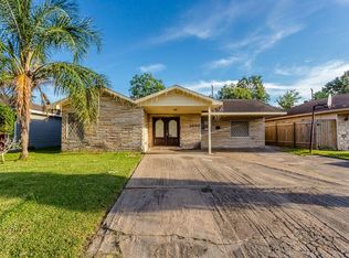 2606 Rosemead Dr, Pasadena, TX 77506