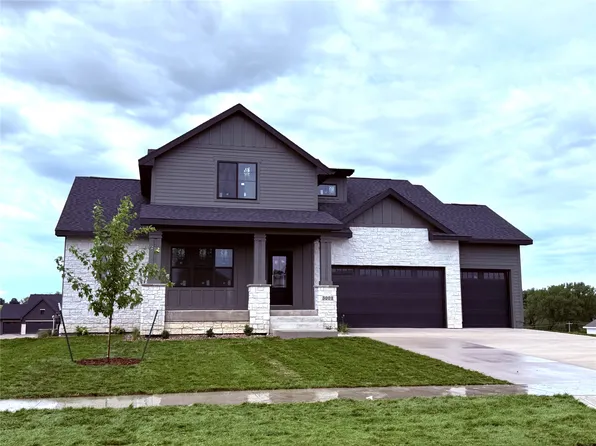 3001 Wakonda Dr, Norwalk, IA 50211
