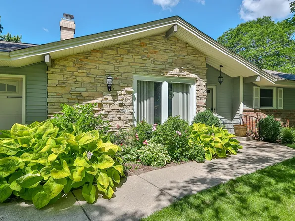 4575 Cinnamon Ln, Rockford, IL 61114