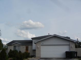 3255 Willow Ln, Markham, IL 60428