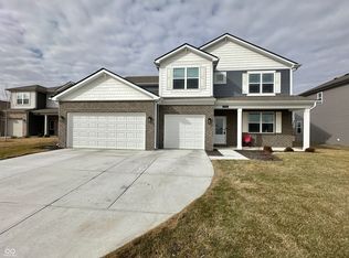2698 Nampa Dr, Whitestown, IN 46075